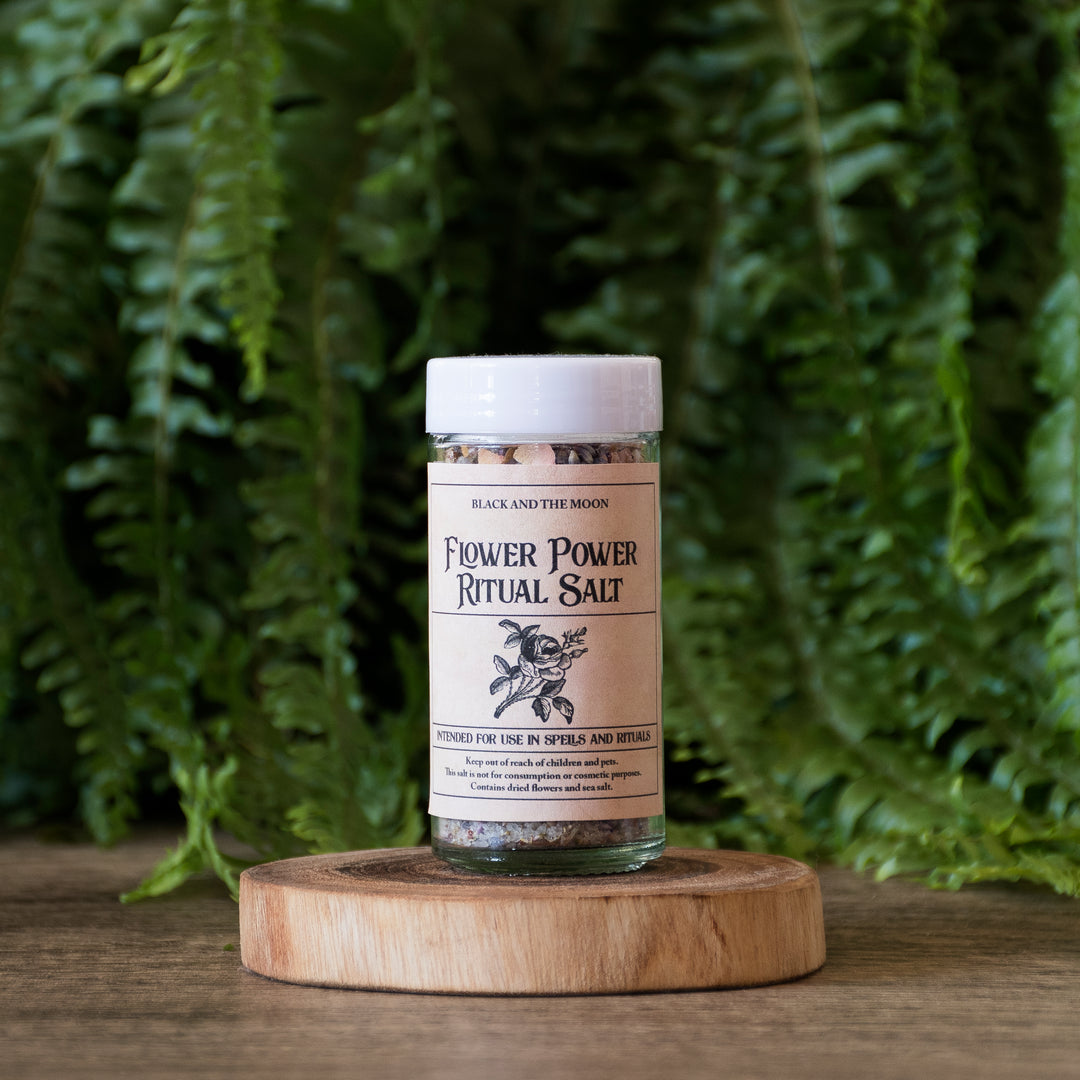Flower Power Ritual Salt - Black and the Moon